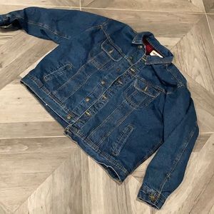 Wrangler XXL jean jacket with plaid interior